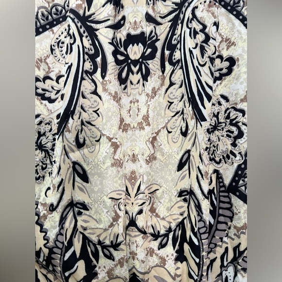 Hale Bob Geri Halter Romper. Size small NWT - Picture 6 of 14